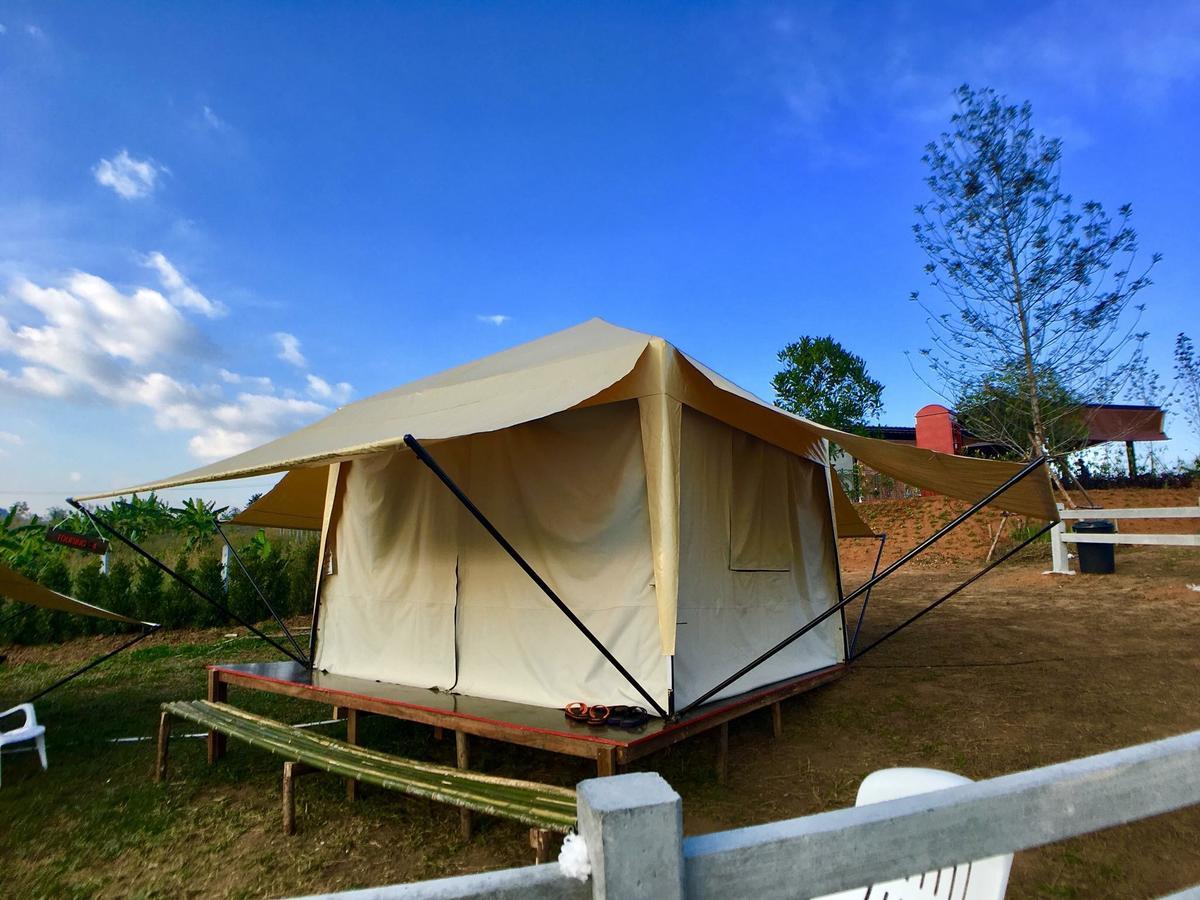 Kondee Cino Cafe & Glamping Hotel Sankt Gallenkirch Exterior foto