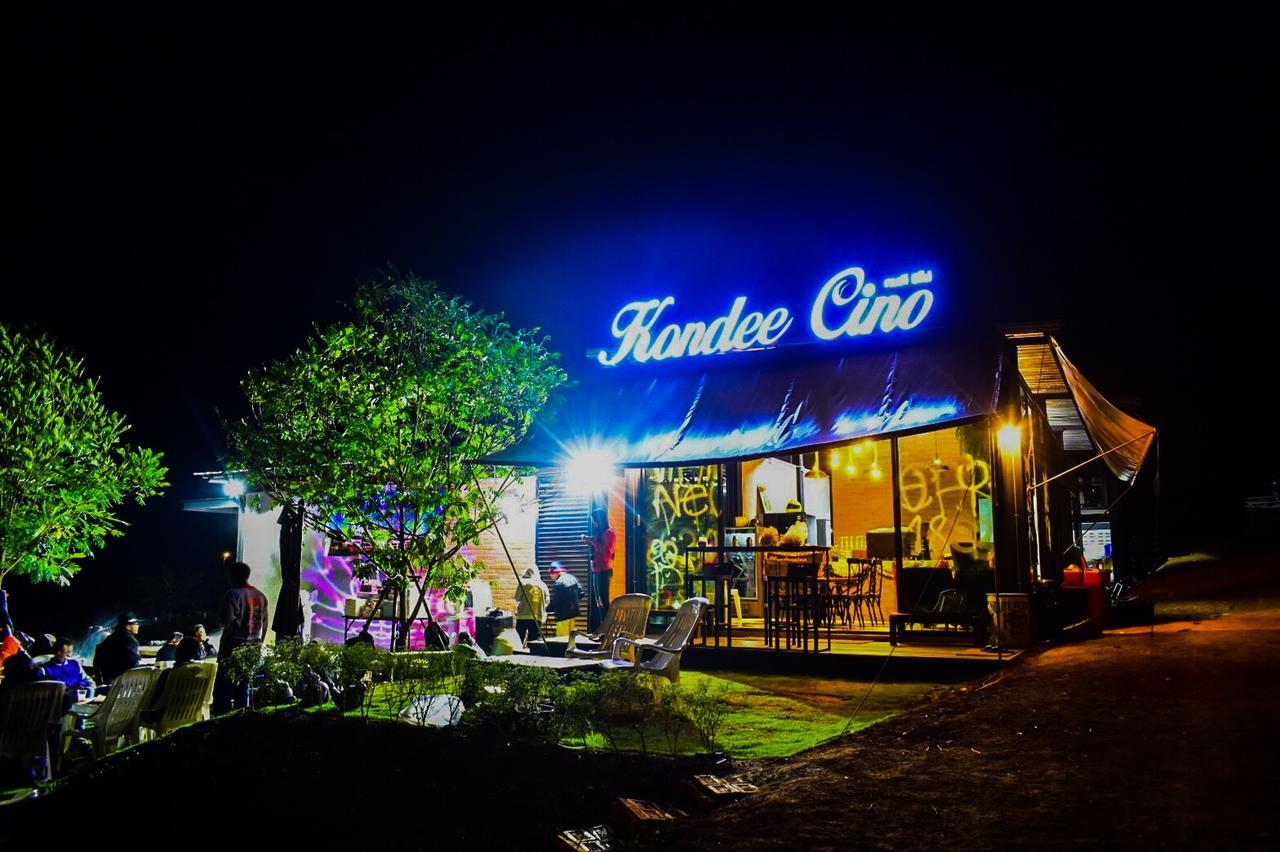 Kondee Cino Cafe & Glamping Hotel Sankt Gallenkirch Exterior foto